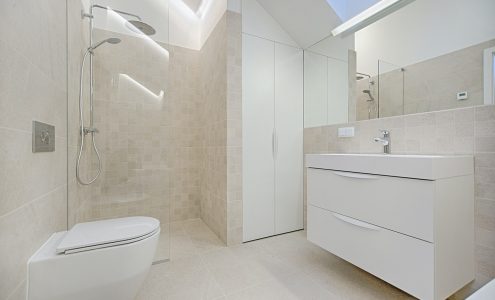 Jak wybrać prysznic idealny dla Twojej łazienki?