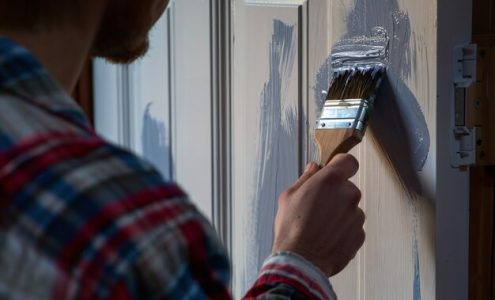 Jak wybrać zewnętrzne drzwi do domu: poradnik bezpieczeństwa i termoizolacji